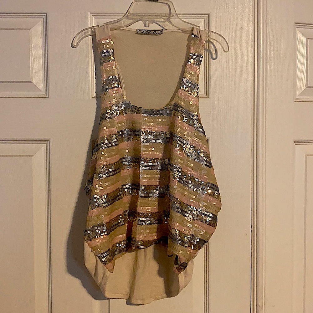 Chloe K sequence top
